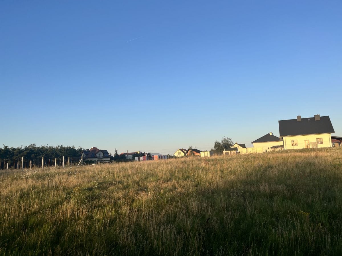 Działka  pokojowe na Sprzedaż