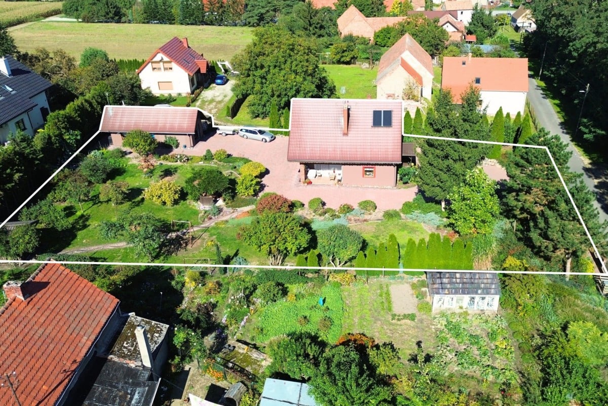 Dom 4 pokojowe na Sprzedaż