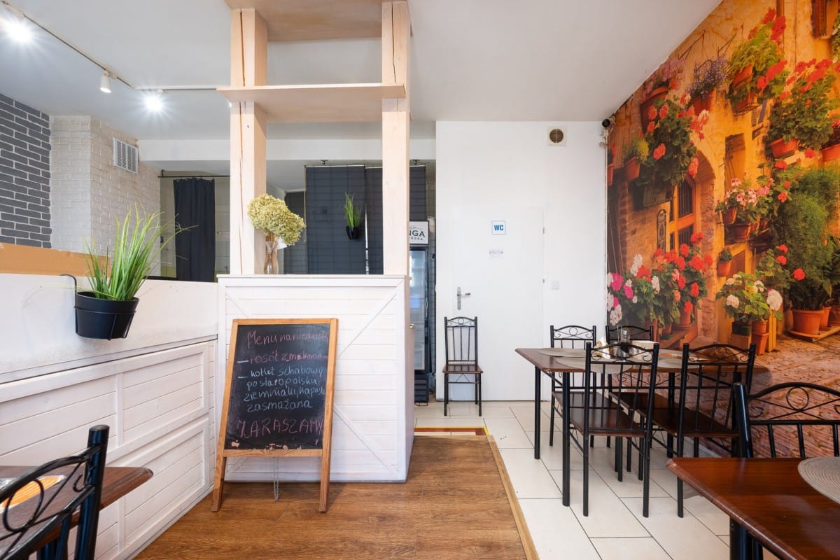 Lokal użytkowy  pokojowe na Sprzedaż