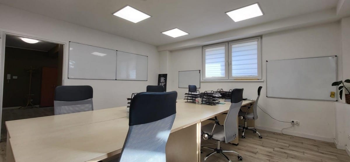 Lokal użytkowy  pokojowe na Wynajem