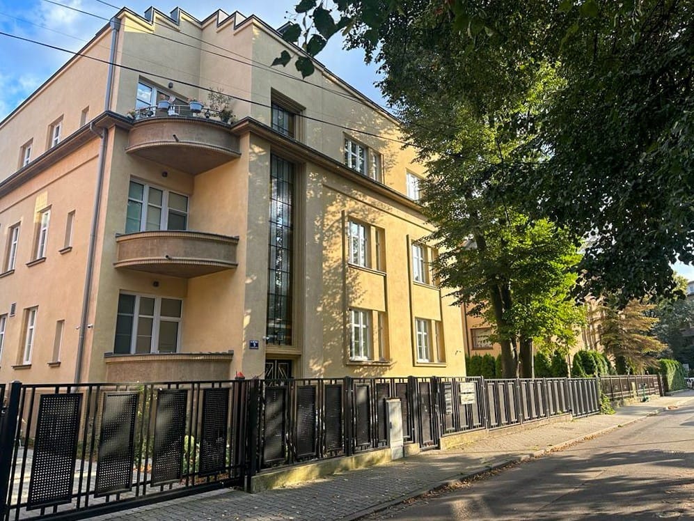 Lokal użytkowy  pokojowe na Wynajem