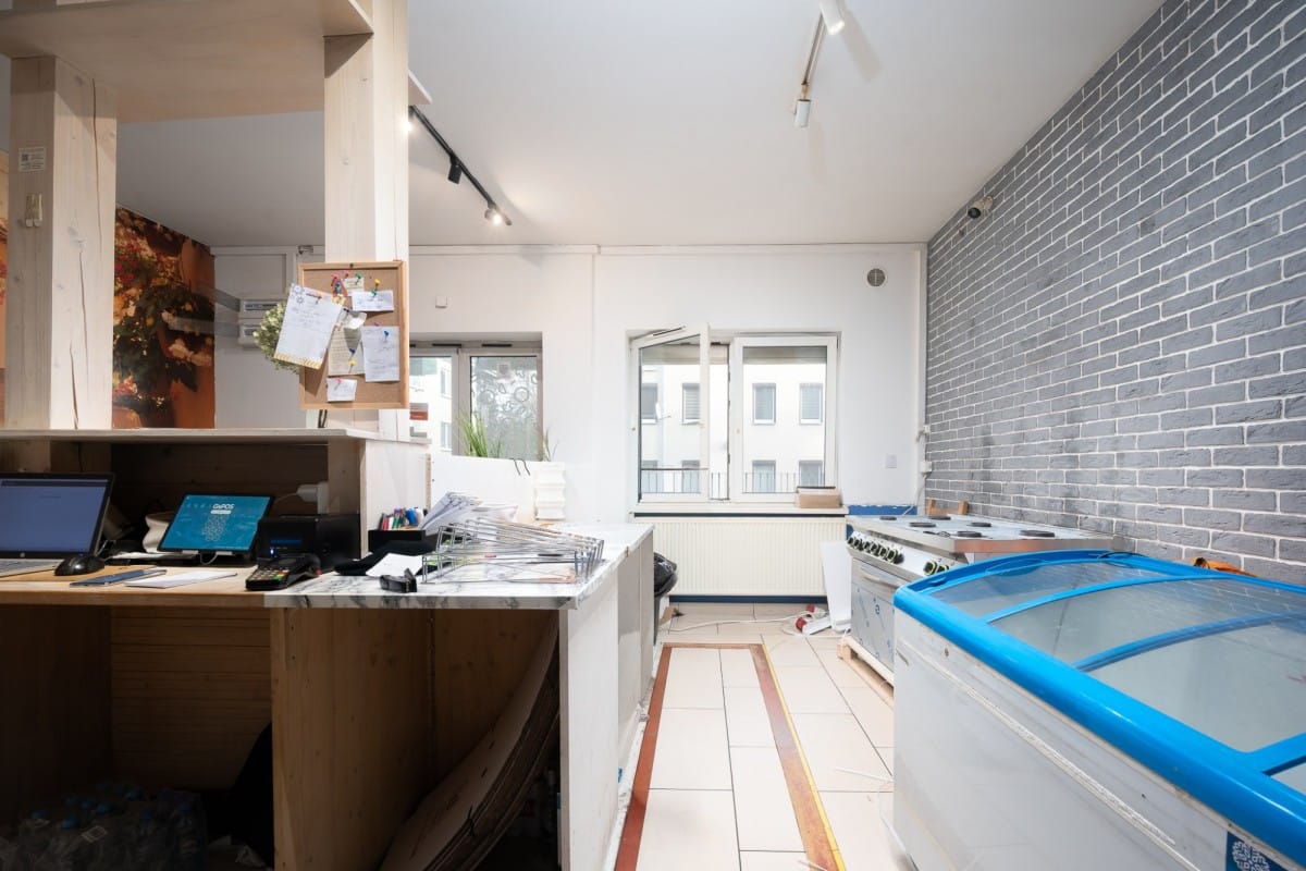 Lokal użytkowy  pokojowe na Sprzedaż