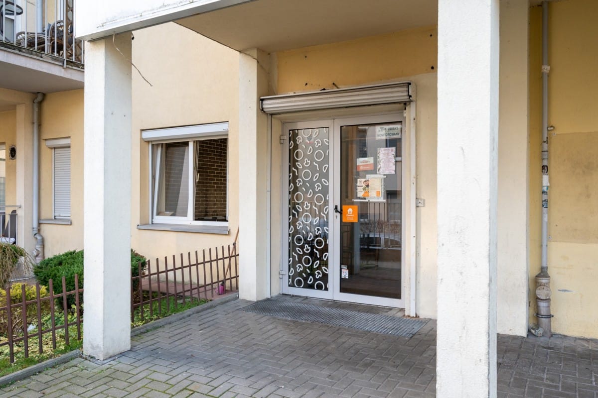 Lokal użytkowy  pokojowe na Sprzedaż