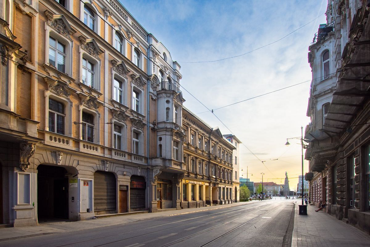 Mieszkanie 3 pokojowe na Sprzedaż