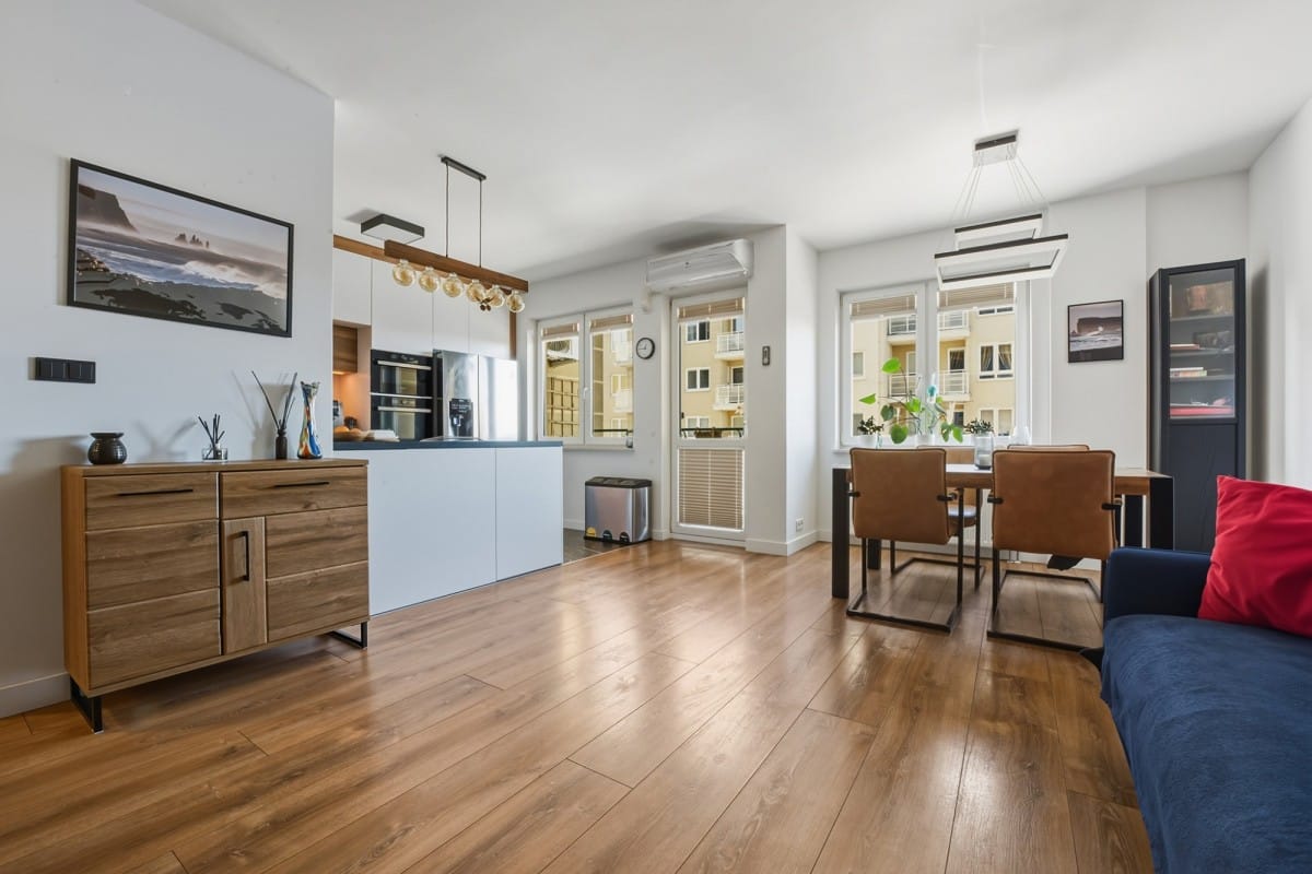 Mieszkanie 3 pokojowe na Sprzedaż