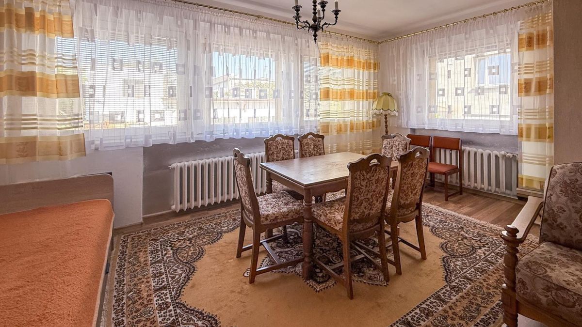 Dom 5 pokojowe na Sprzedaż