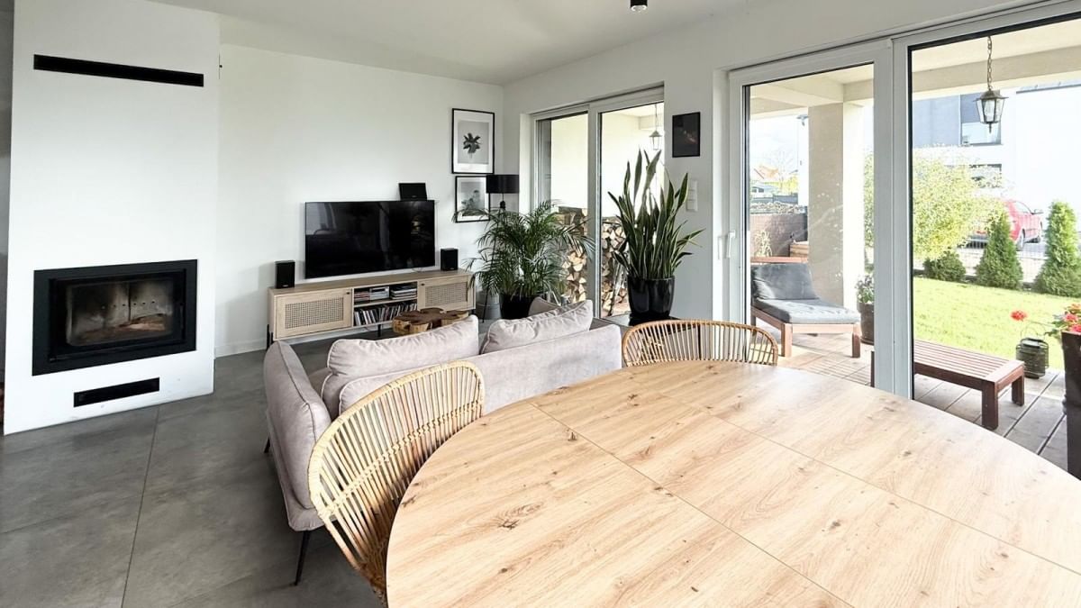 Dom 4 pokojowe na Sprzedaż