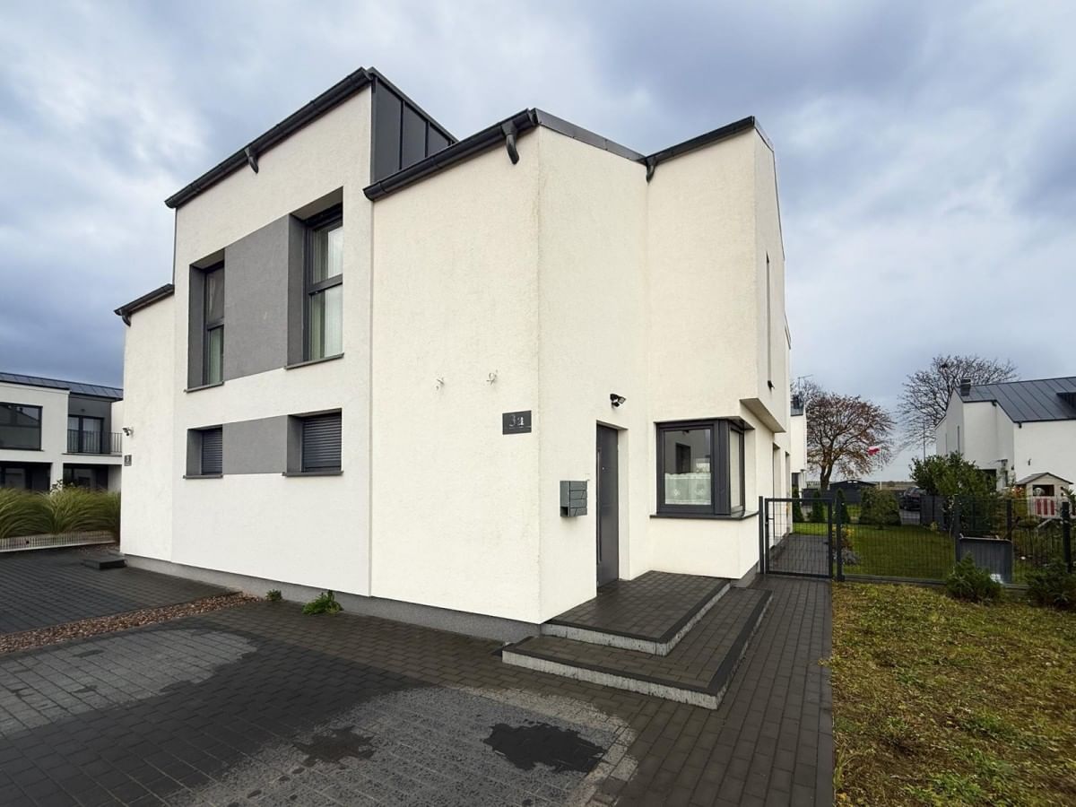 Dom 4 pokojowe na Sprzedaż