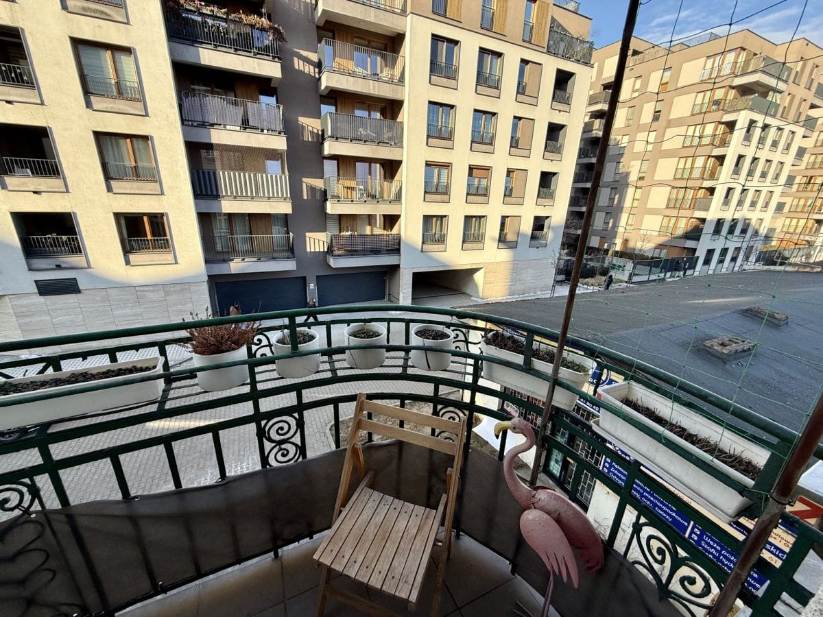 Mieszkanie 3 pokojowe na Sprzedaż