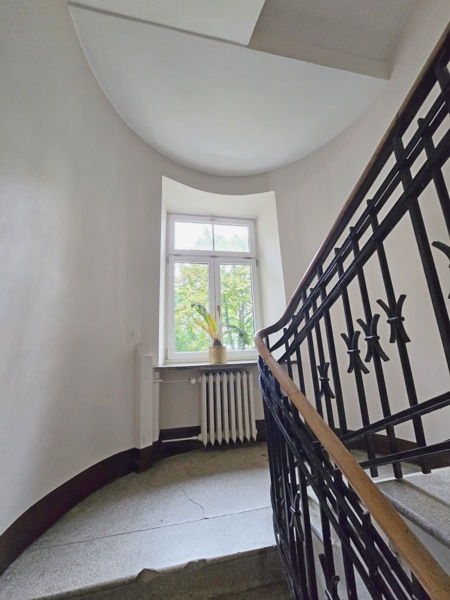 Mieszkanie 4 pokojowe na Sprzedaż