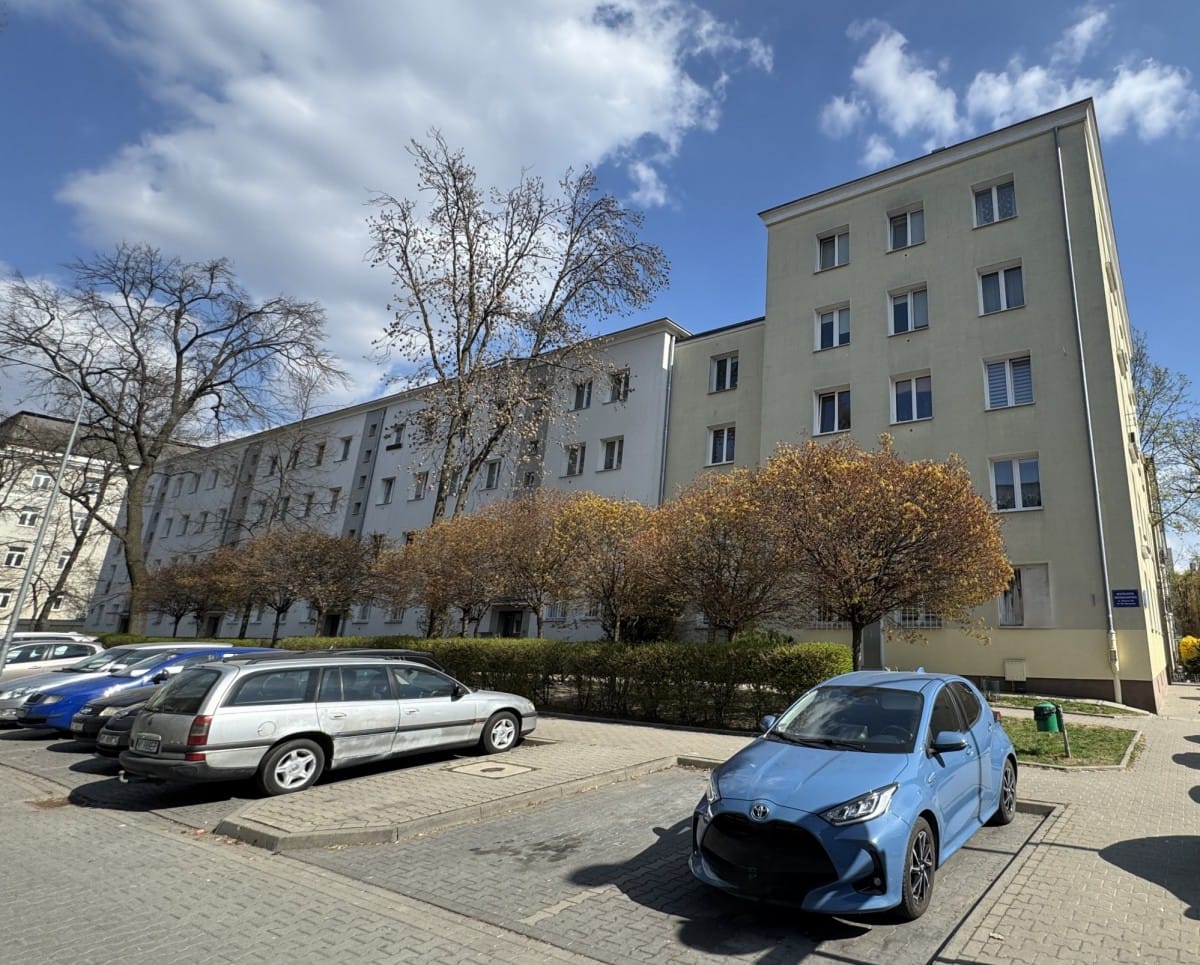 Mieszkanie 3 pokojowe na Sprzedaż