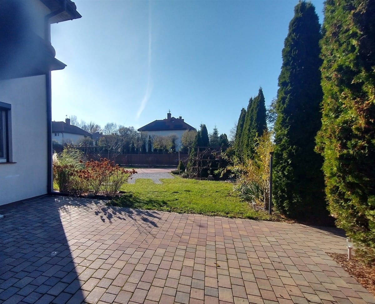 Dom 5 pokojowe na Sprzedaż