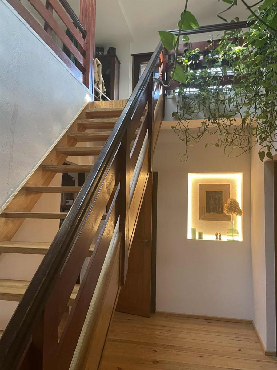 Dom 5 pokojowe na Sprzedaż