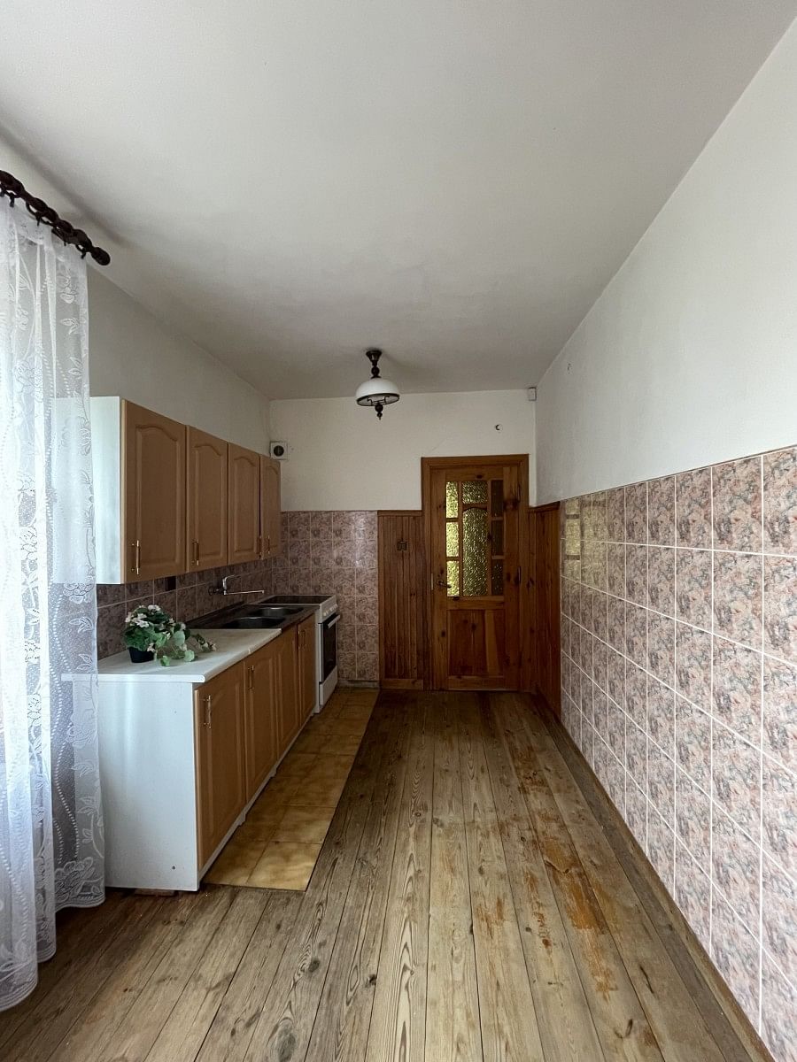 Dom 6 pokojowe na Sprzedaż