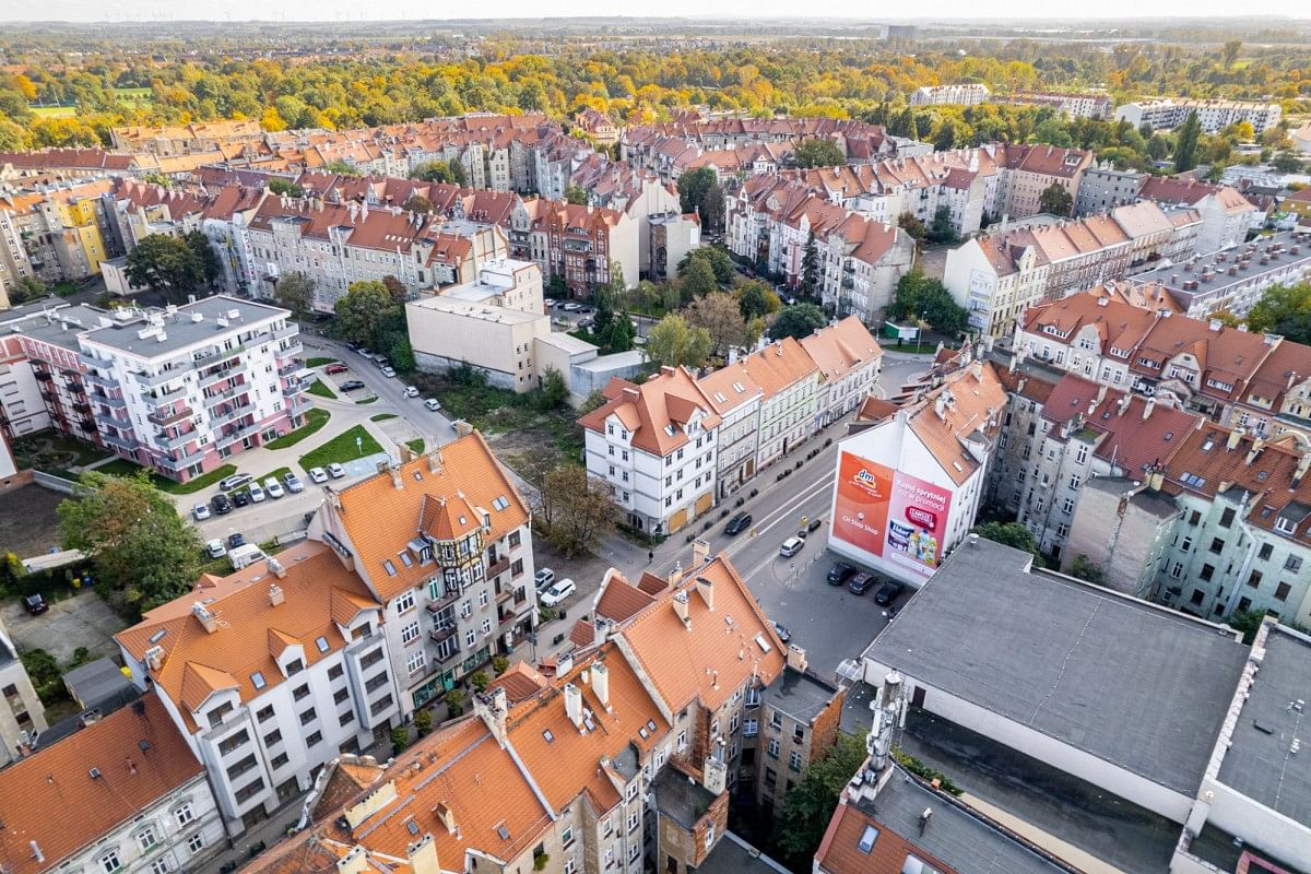 Lokal użytkowy  pokojowe na Sprzedaż