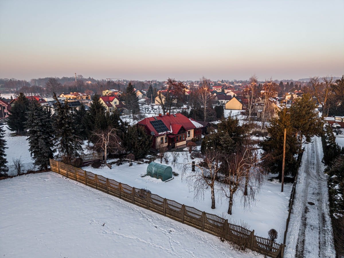 Działka  pokojowe na Sprzedaż