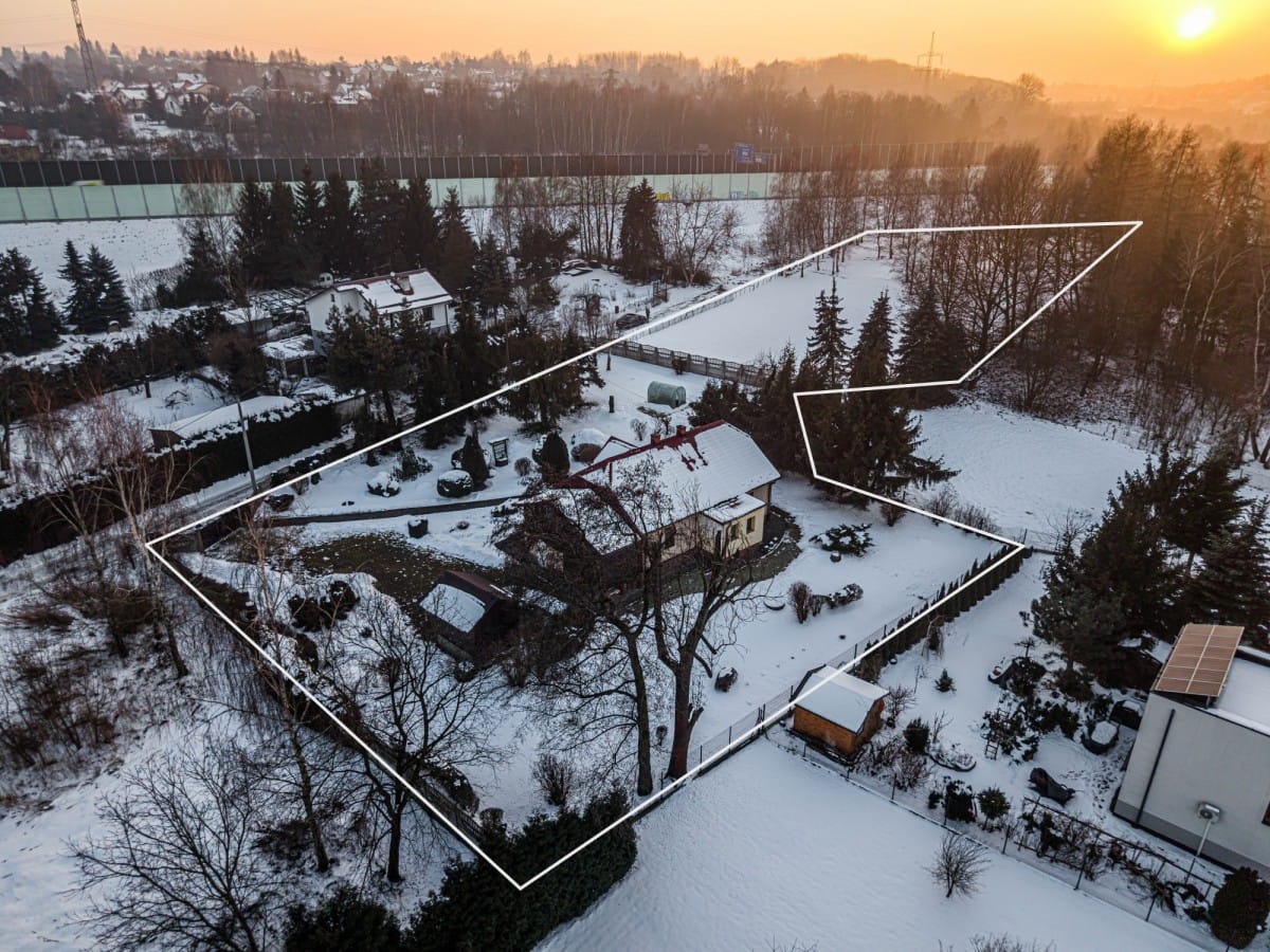 Działka  pokojowe na Sprzedaż