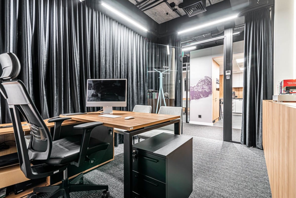 Lokal użytkowy  pokojowe na Sprzedaż