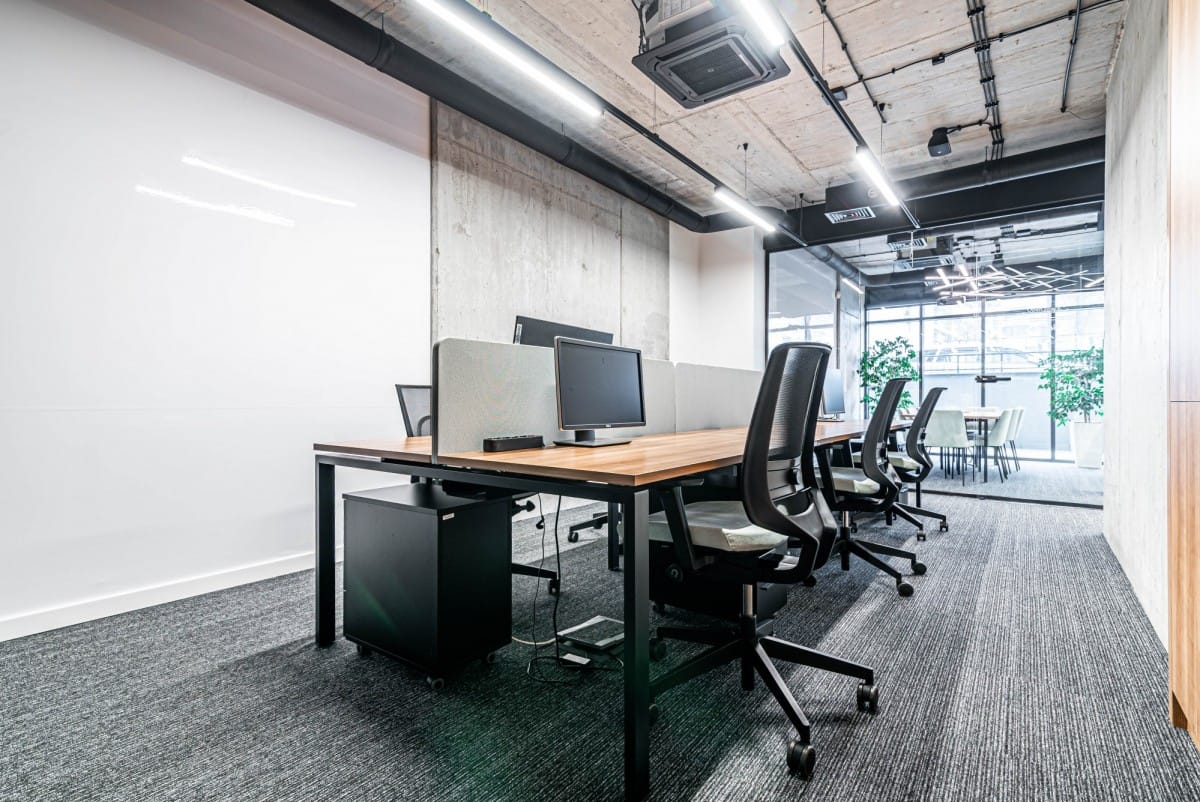 Lokal użytkowy  pokojowe na Sprzedaż