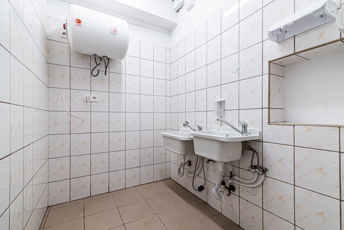Lokal użytkowy  pokojowe na Wynajem
