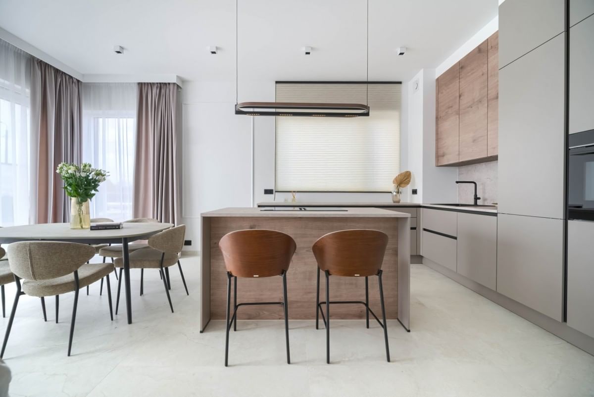 Dom 5 pokojowe na Sprzedaż