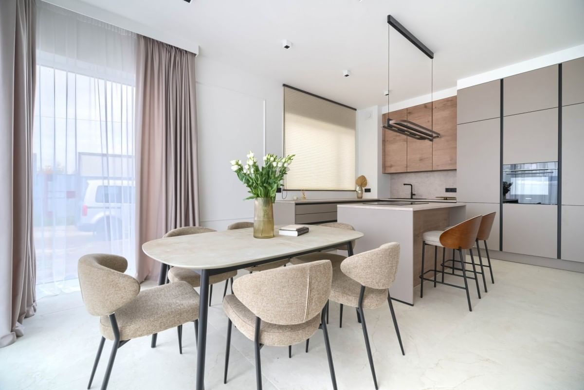 Dom 5 pokojowe na Sprzedaż