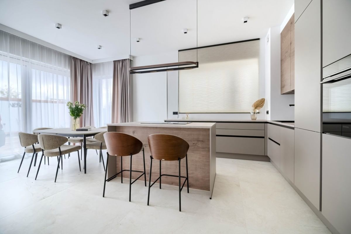 Dom 5 pokojowe na Sprzedaż