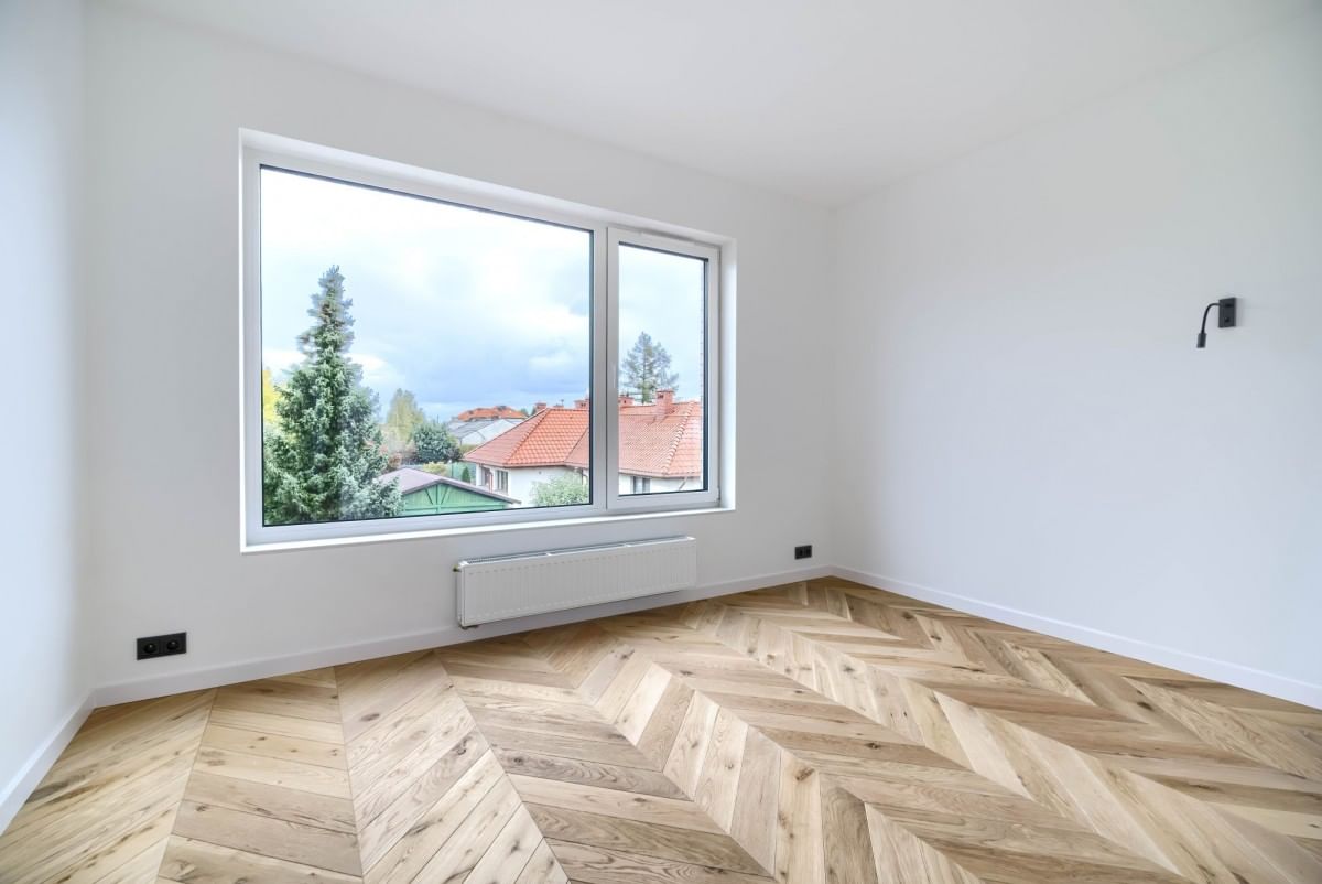 Dom 5 pokojowe na Sprzedaż