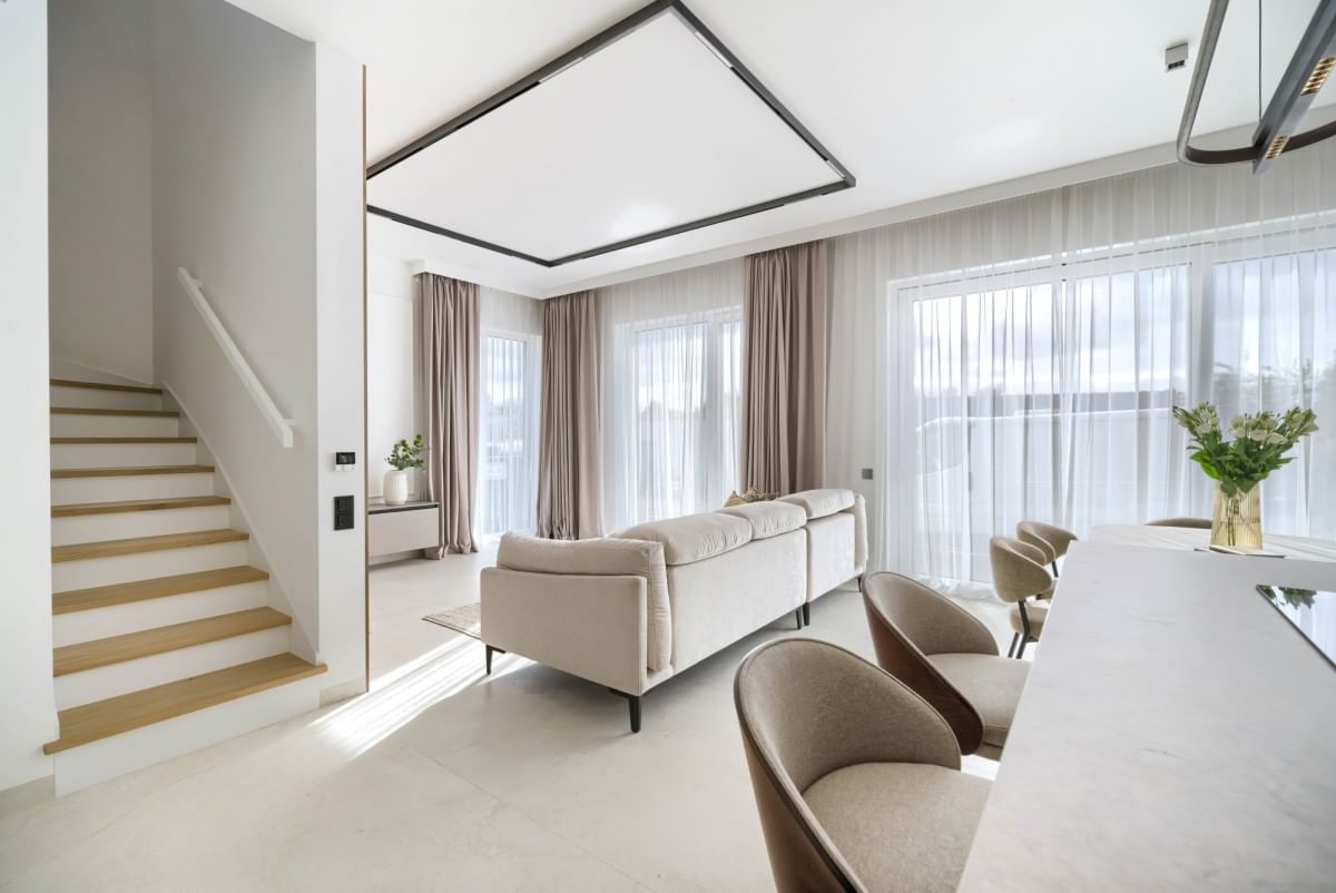 Dom 5 pokojowe na Sprzedaż