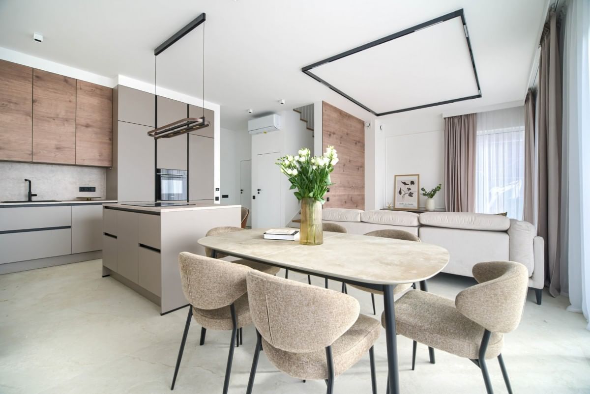 Dom 5 pokojowe na Sprzedaż