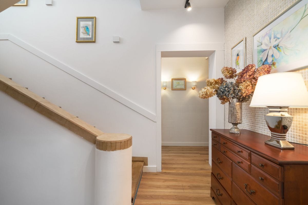 Dom 10 pokojowe na Sprzedaż