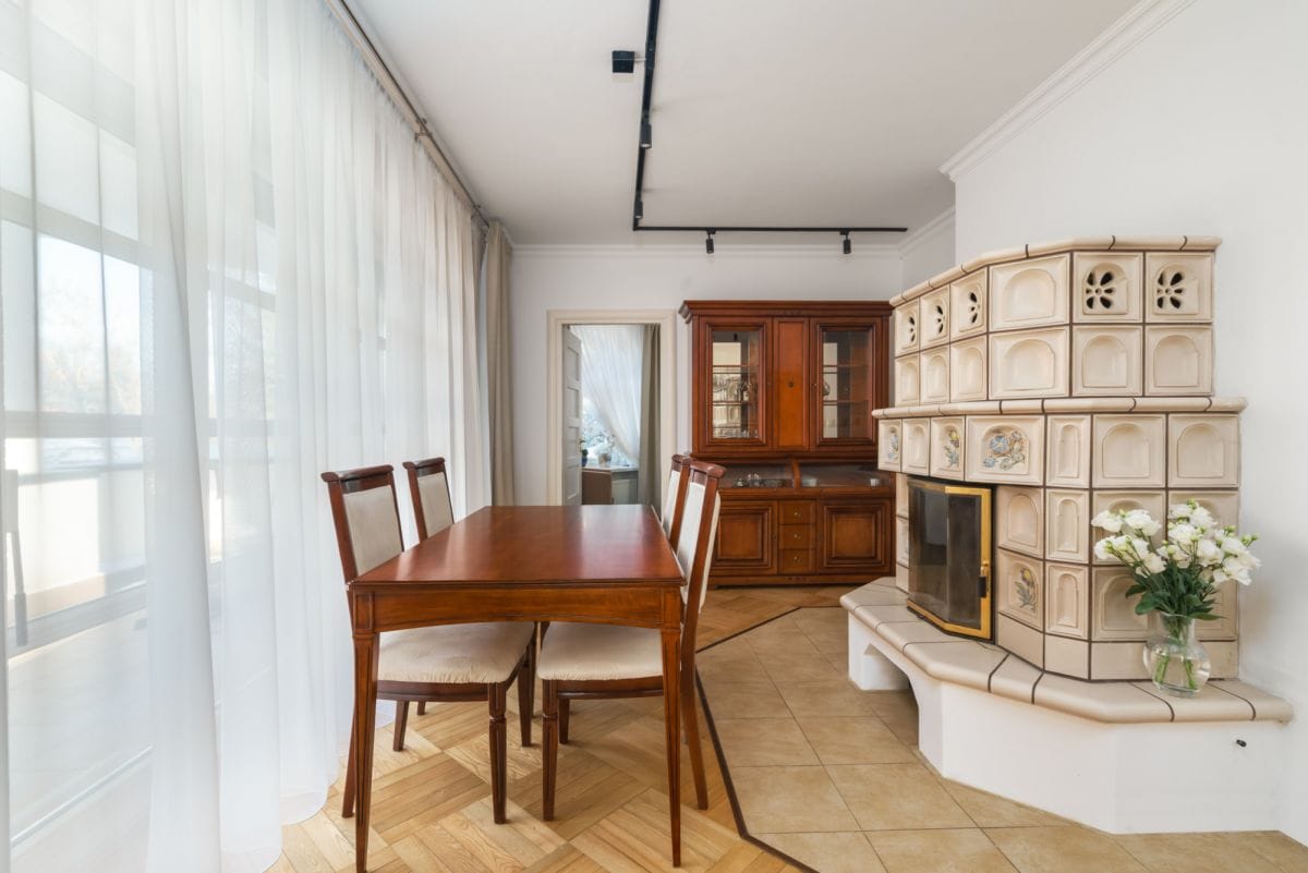 Dom 10 pokojowe na Sprzedaż