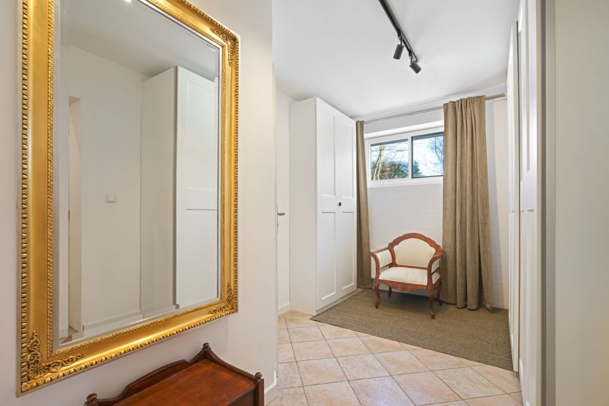 Lokal użytkowy  pokojowe na Sprzedaż