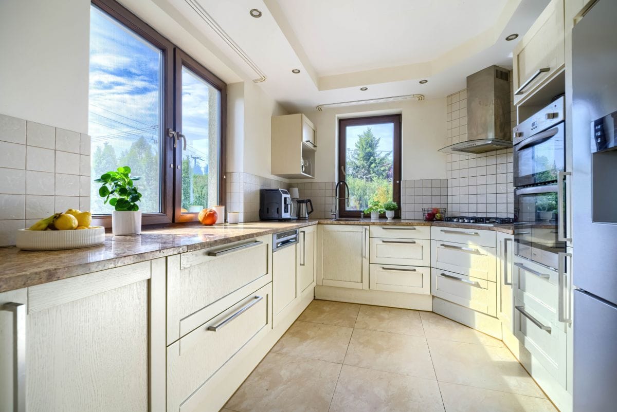 Dom 7 pokojowe na Sprzedaż