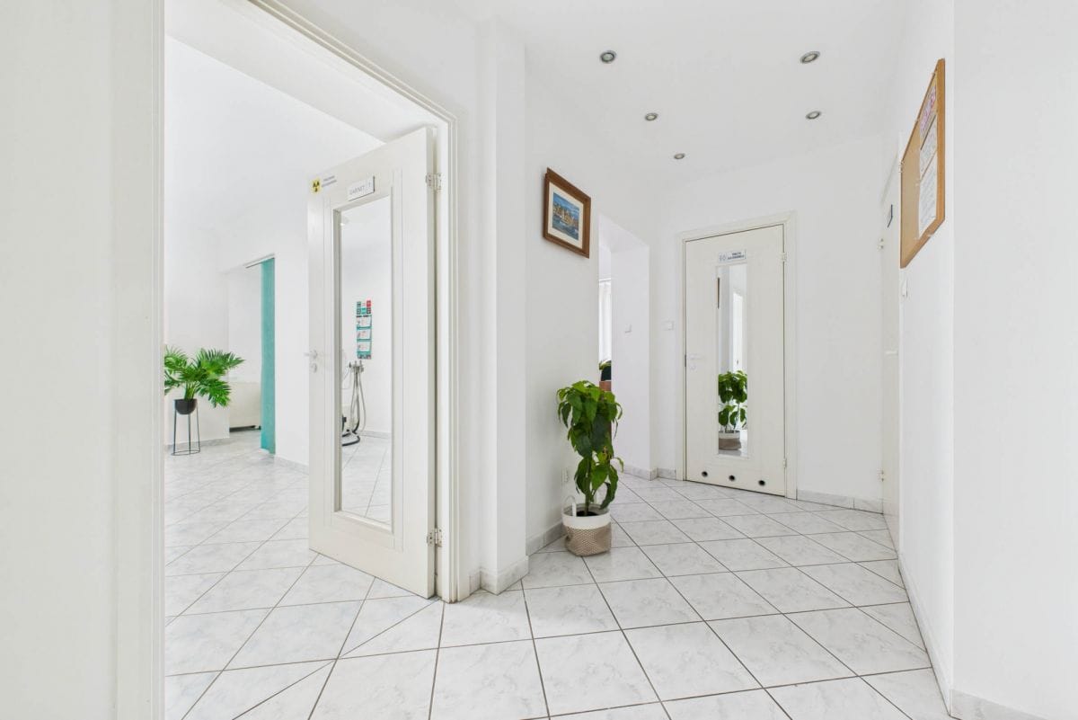 Lokal użytkowy  pokojowe na Sprzedaż