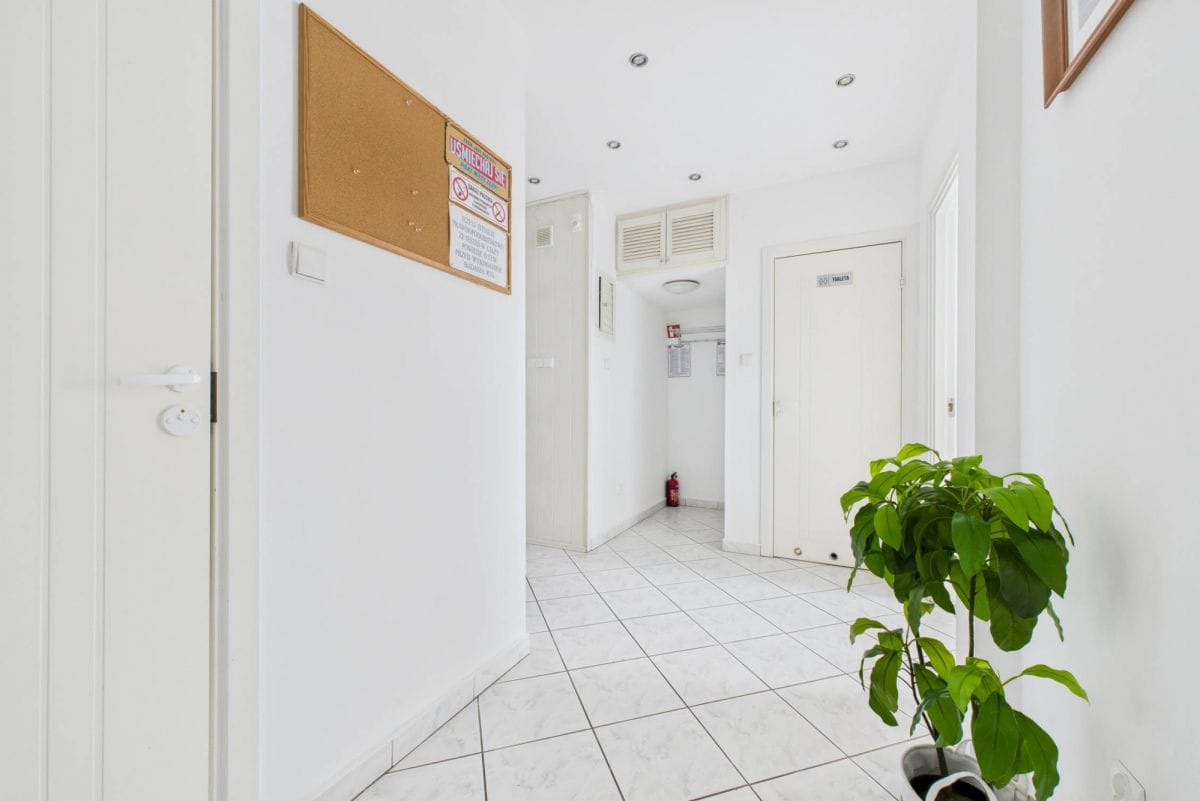 Lokal użytkowy  pokojowe na Sprzedaż