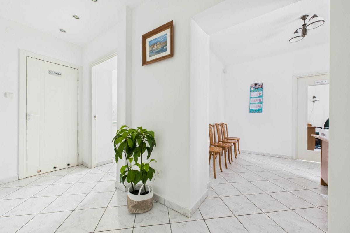 Lokal użytkowy  pokojowe na Sprzedaż