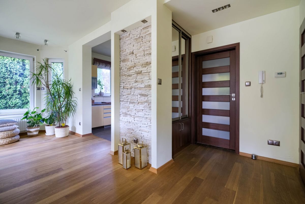 Dom 5 pokojowe na Sprzedaż