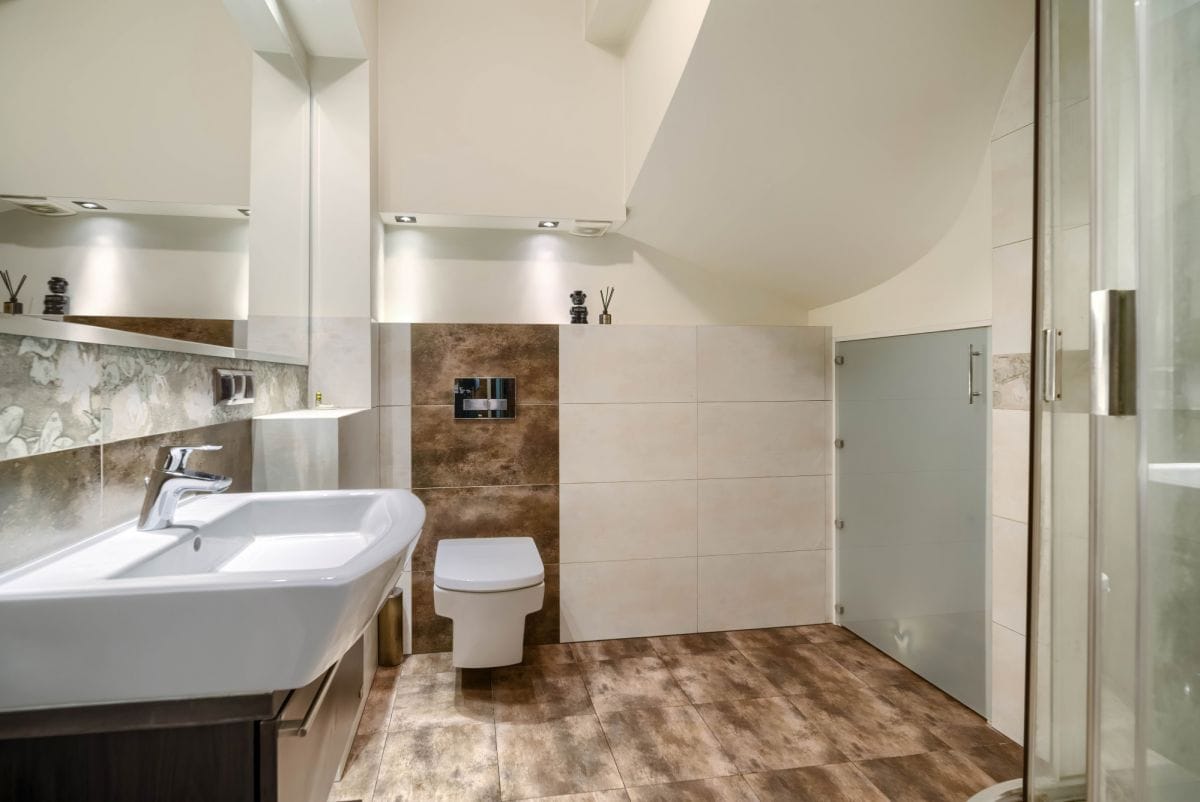 Dom 5 pokojowe na Sprzedaż