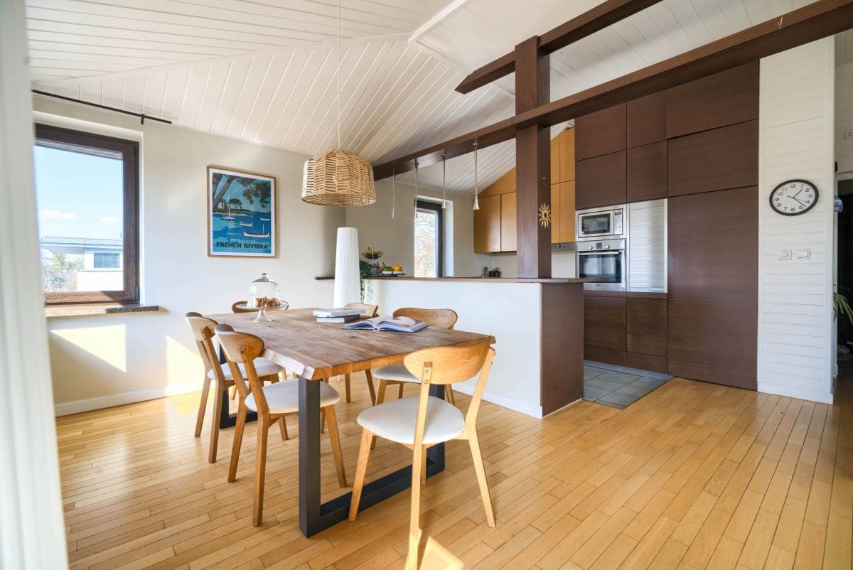 Mieszkanie 5 pokojowe na Sprzedaż