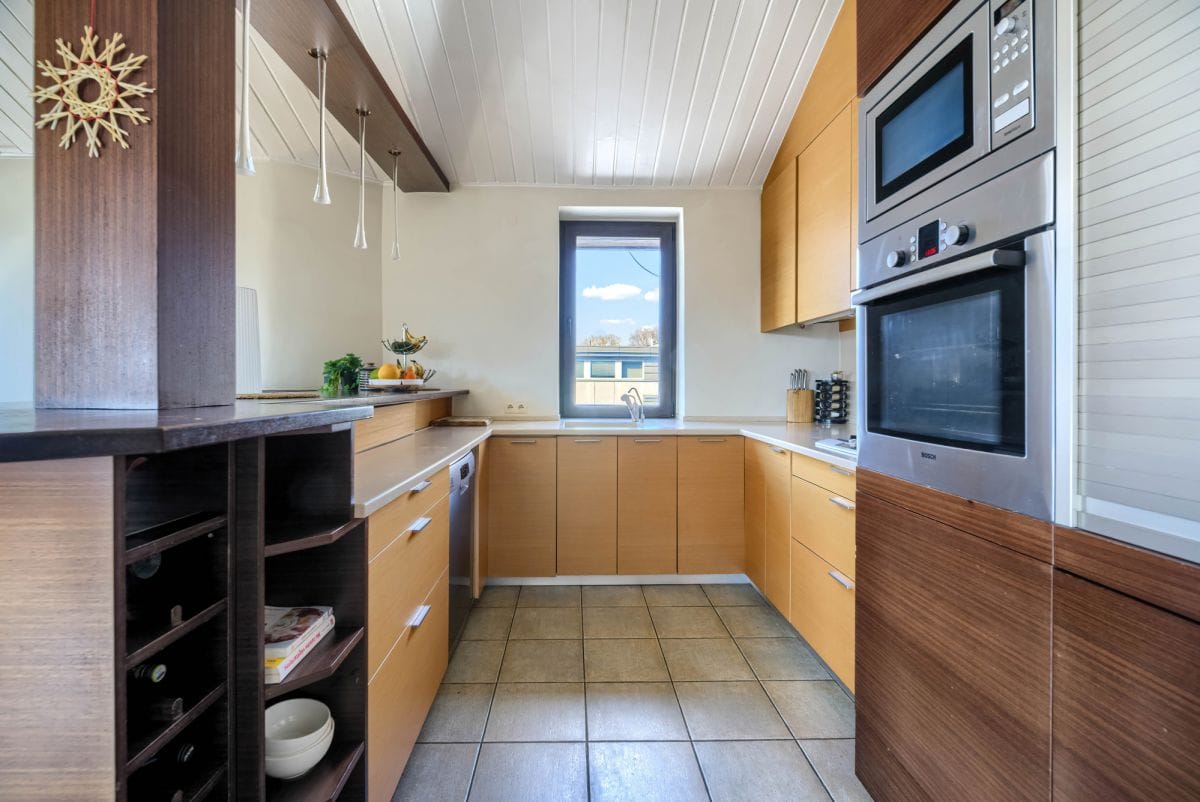 Mieszkanie 5 pokojowe na Sprzedaż