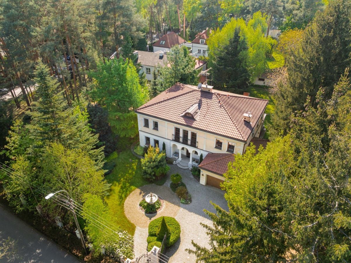 Dom 7 pokojowe na Sprzedaż