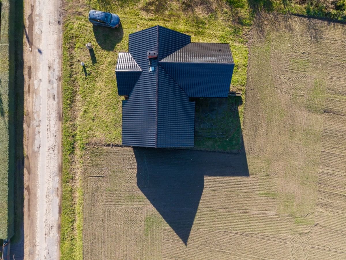 Dom 4 pokojowe na Sprzedaż