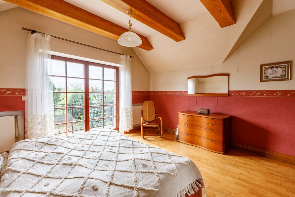 Dom 6 pokojowe na Sprzedaż