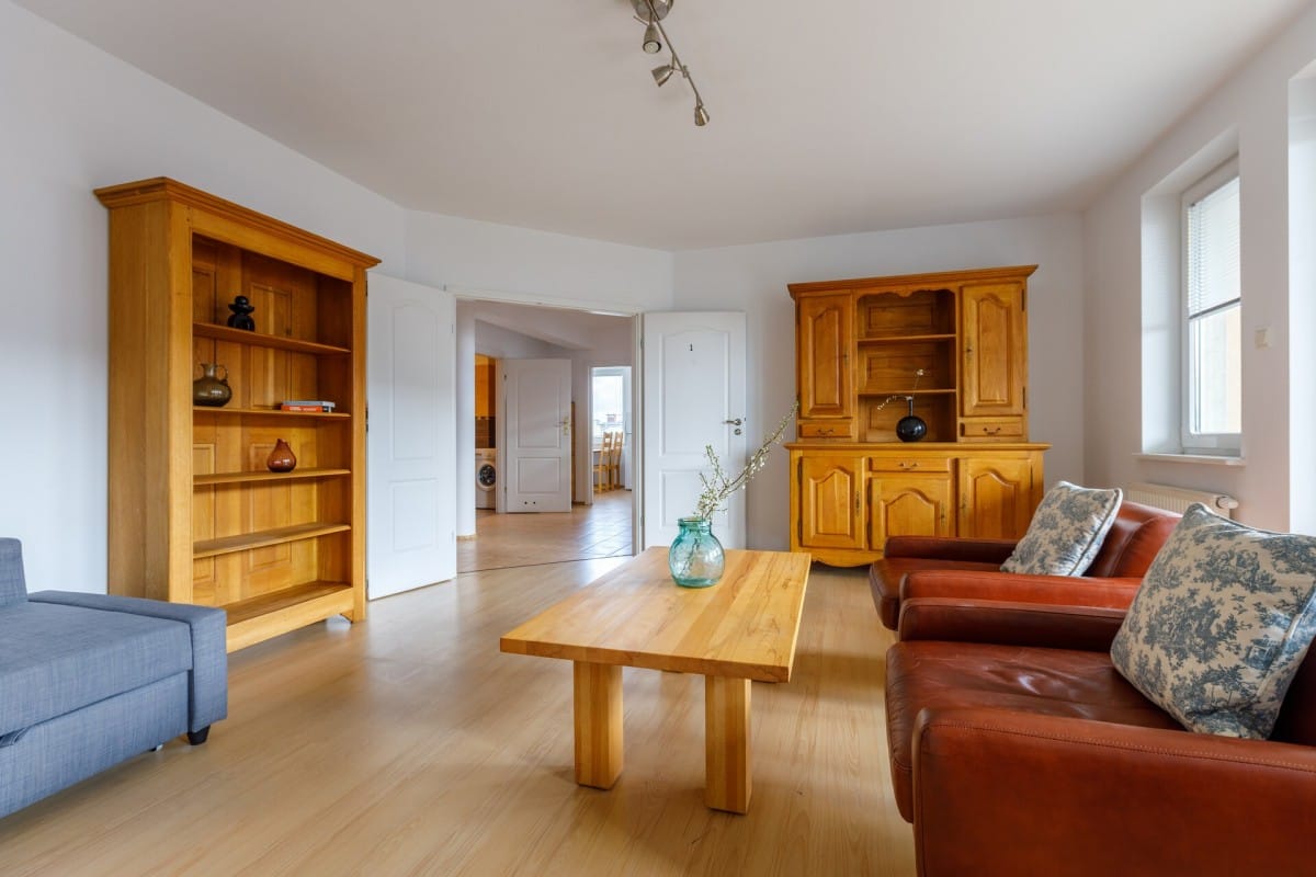 Mieszkanie 6 pokojowe na Sprzedaż