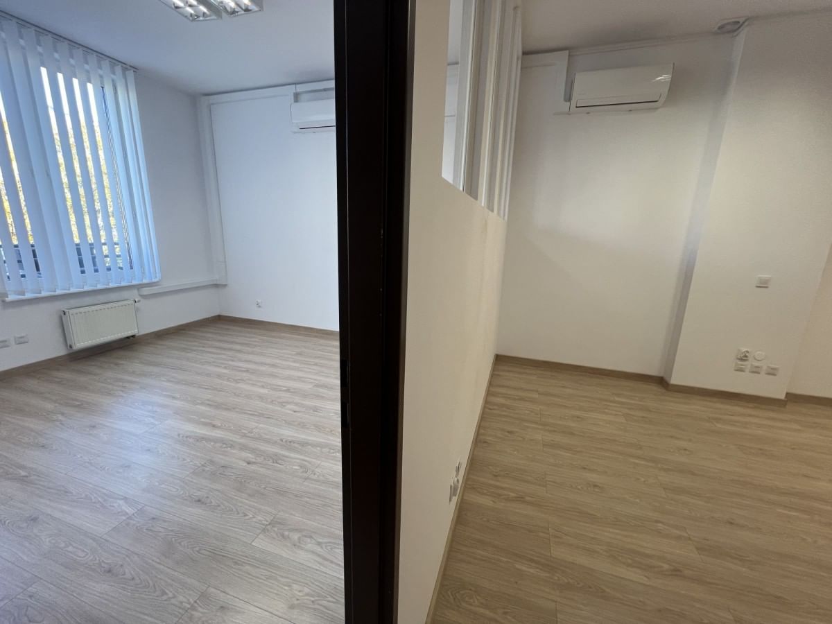 Lokal użytkowy  pokojowe na Sprzedaż