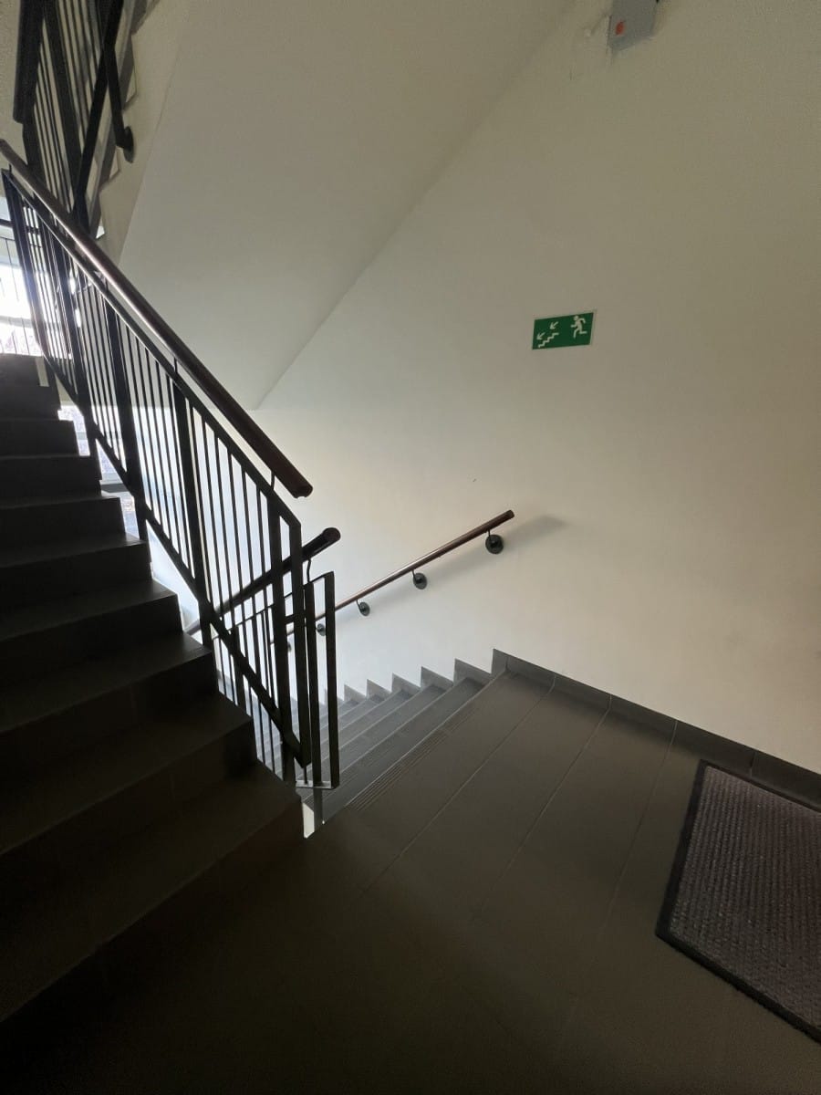 Lokal użytkowy  pokojowe na Sprzedaż