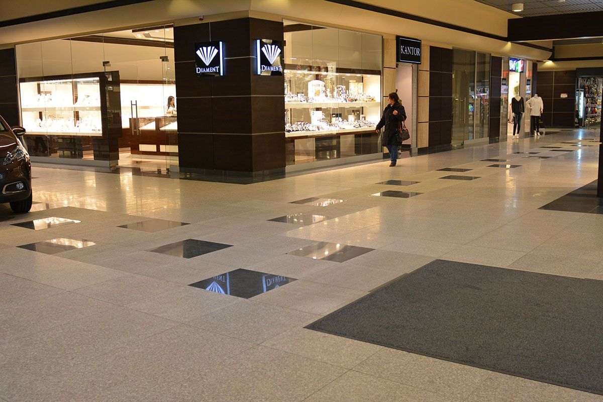 Lokal użytkowy  pokojowe na Sprzedaż