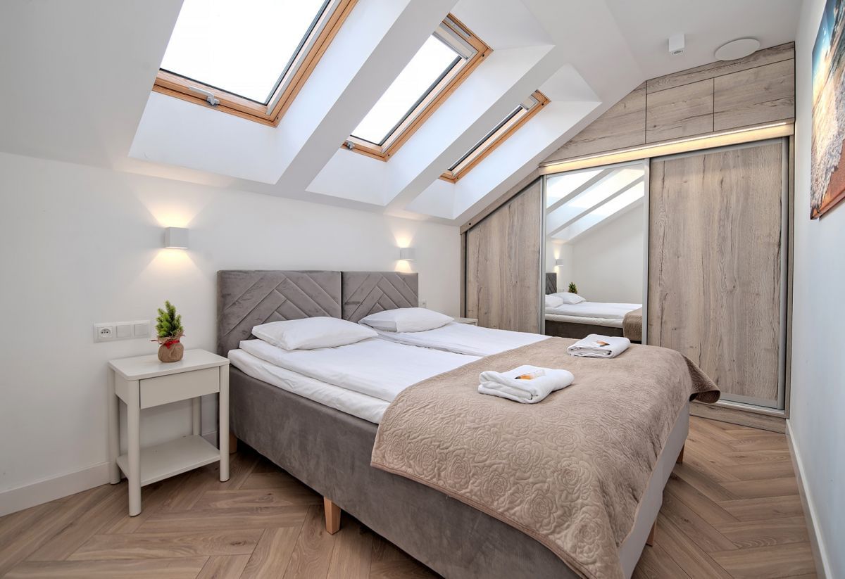 Dom 7 pokojowe na Sprzedaż