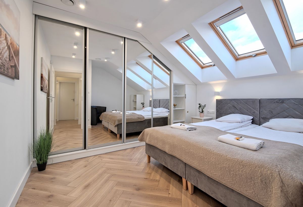 Dom 7 pokojowe na Sprzedaż